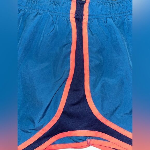 Nike Dri-Fit Shorts - Picture 3 of 5